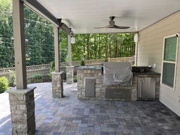 Outdoor Kitchen Construction Services